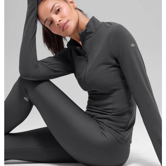 ALO Alosoft 1/2 Zip Rapid Pullover - Picture 4 of 5